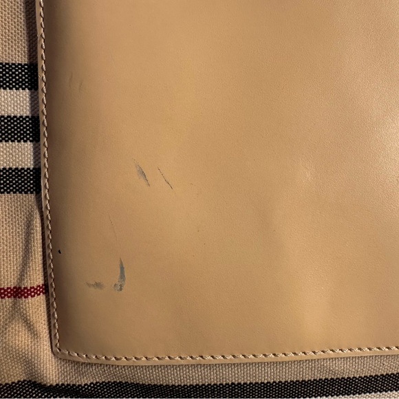 Burberry canvas pool tote - Picture 6 of 8
